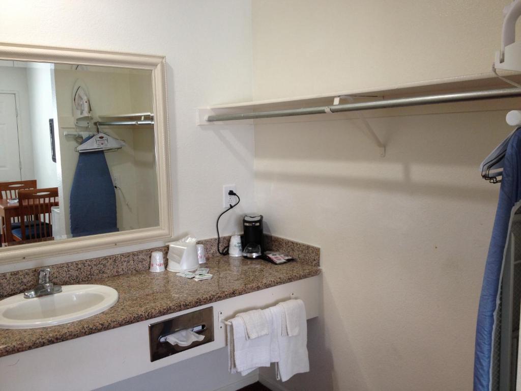 Scottish Inns Long Beach Rom bilde